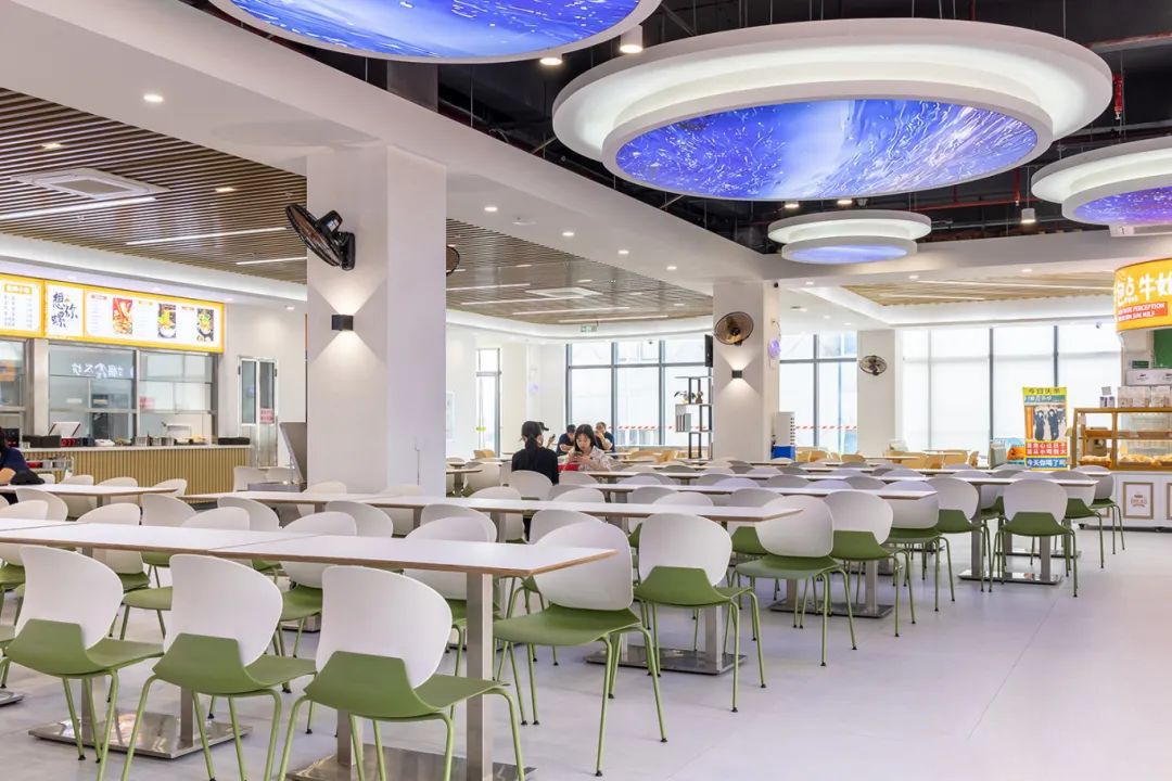 廣東肇慶航空職業(yè)學院
